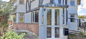 Photo 25- click for photo gallery